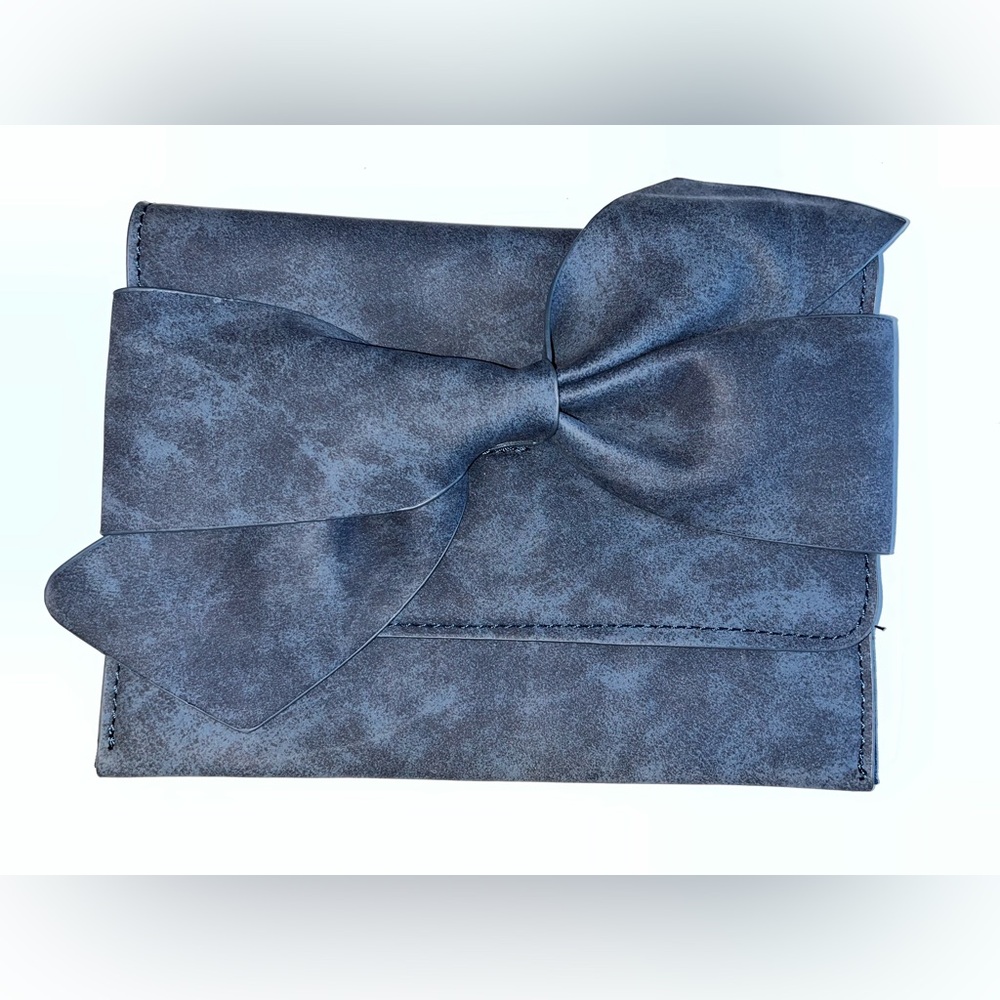 Elegant Blue Clutch with Bow Detail